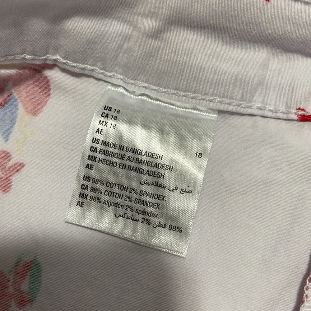 NWT- Karen Scott - 18. Floral  Skort - Picture 9 of 9